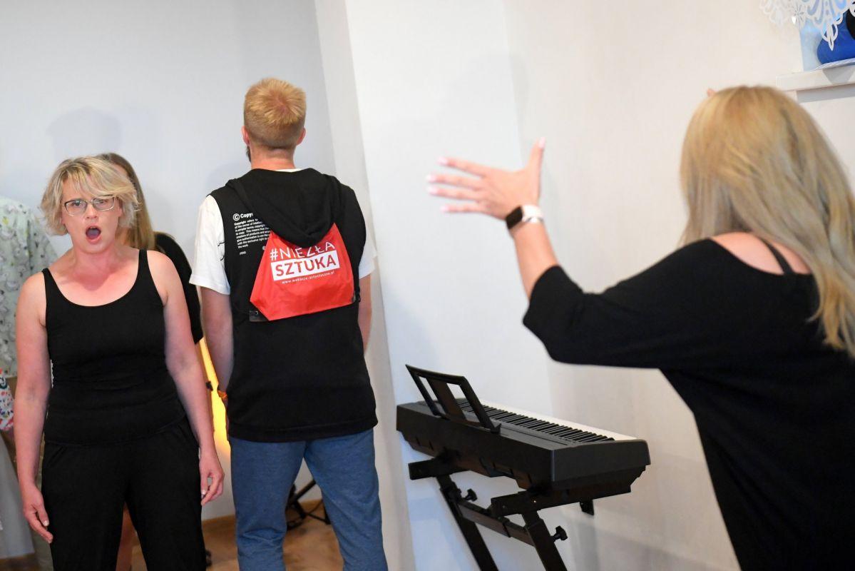 Dorosłe Wakacje Artystyczne 2023 Turnus 2 - zdj. 209.jpg