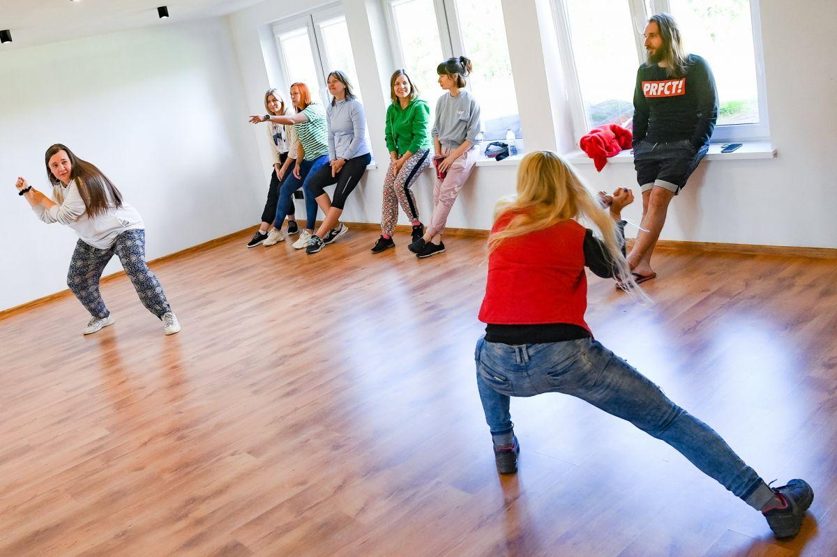 Wakacje Artystyczne 2022 Dorosli Turnus 1+2 - zdj.0017.jpg