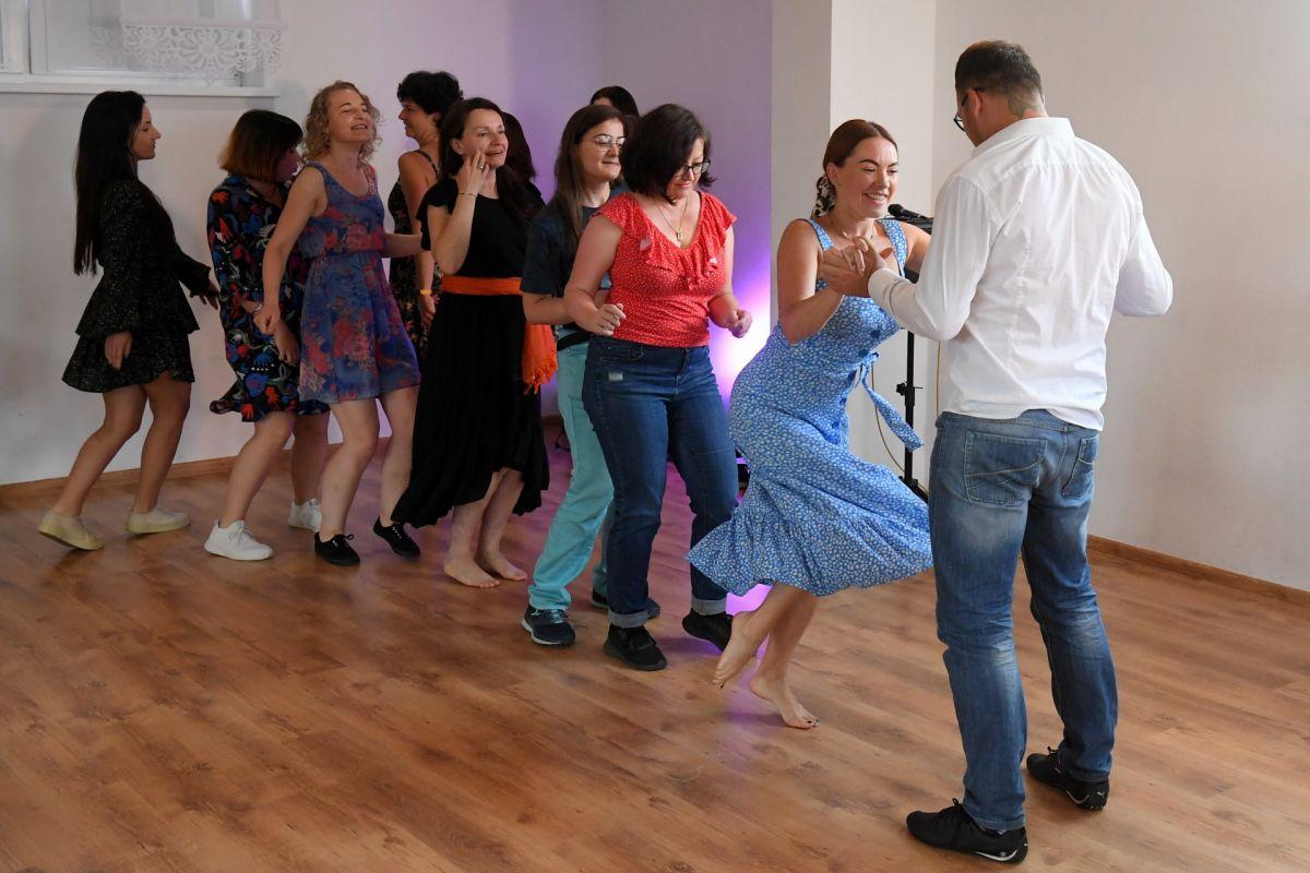 Dorosłe Wakacje Artystyczne 2023 Turnus 3 - zdj. 136.jpg