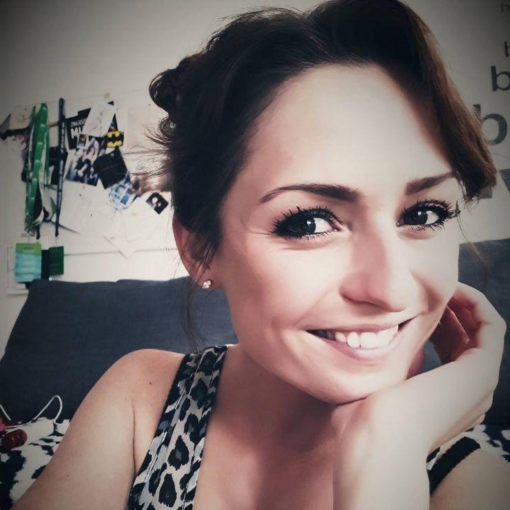 Agnieszka Hałka - instruktor warsztatów teatralnych. Kolonia artystyczna dla dzieci i młodzieży - Wakacje Artystyczne Agnieszka Hałka - instruktor warsztatów teatralnych. Kolonia artystyczna dla dzieci i młodzieży - Wakacje Artystyczne