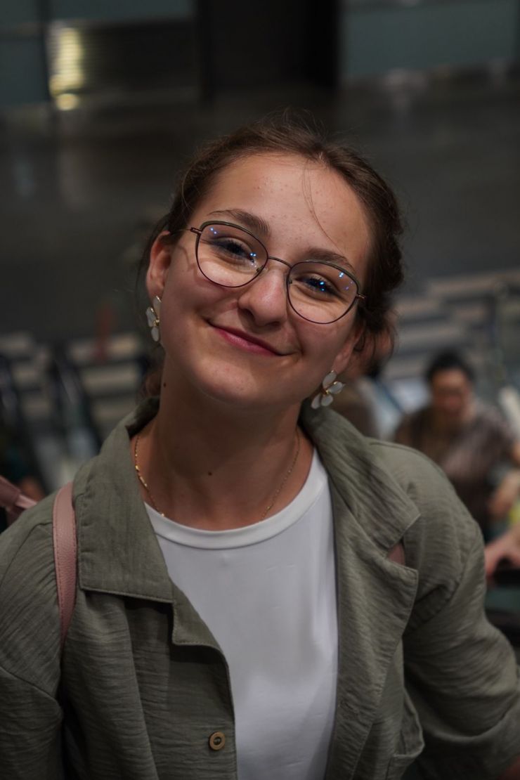 Julia Sporniak - wychowawczyni, opiekunka grupy. Obozy artystyczne dla dzieci i młodzieży - Wakacje Artystyczne
