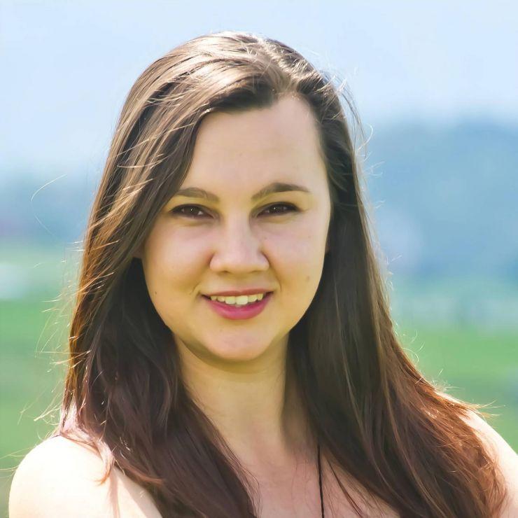 Anna Fijałkowska - wychowawca, opiekun grupy. Kolonia artystyczna dla dzieci i młodzieży - Wakacje Artystyczne Anna Fijałkowska - wychowawca, opiekun grupy. Kolonia artystyczna dla dzieci i młodzieży - Wakacje Artystyczne